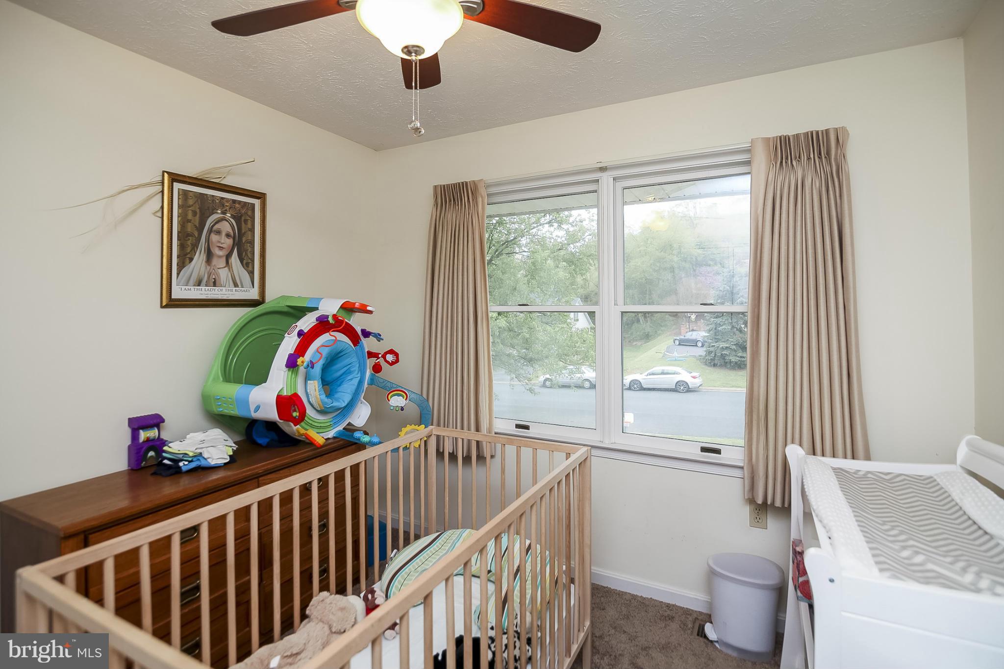 307 Henrico Road Front Royal, VA 22630 - Photo 22 of 30 Bedroom