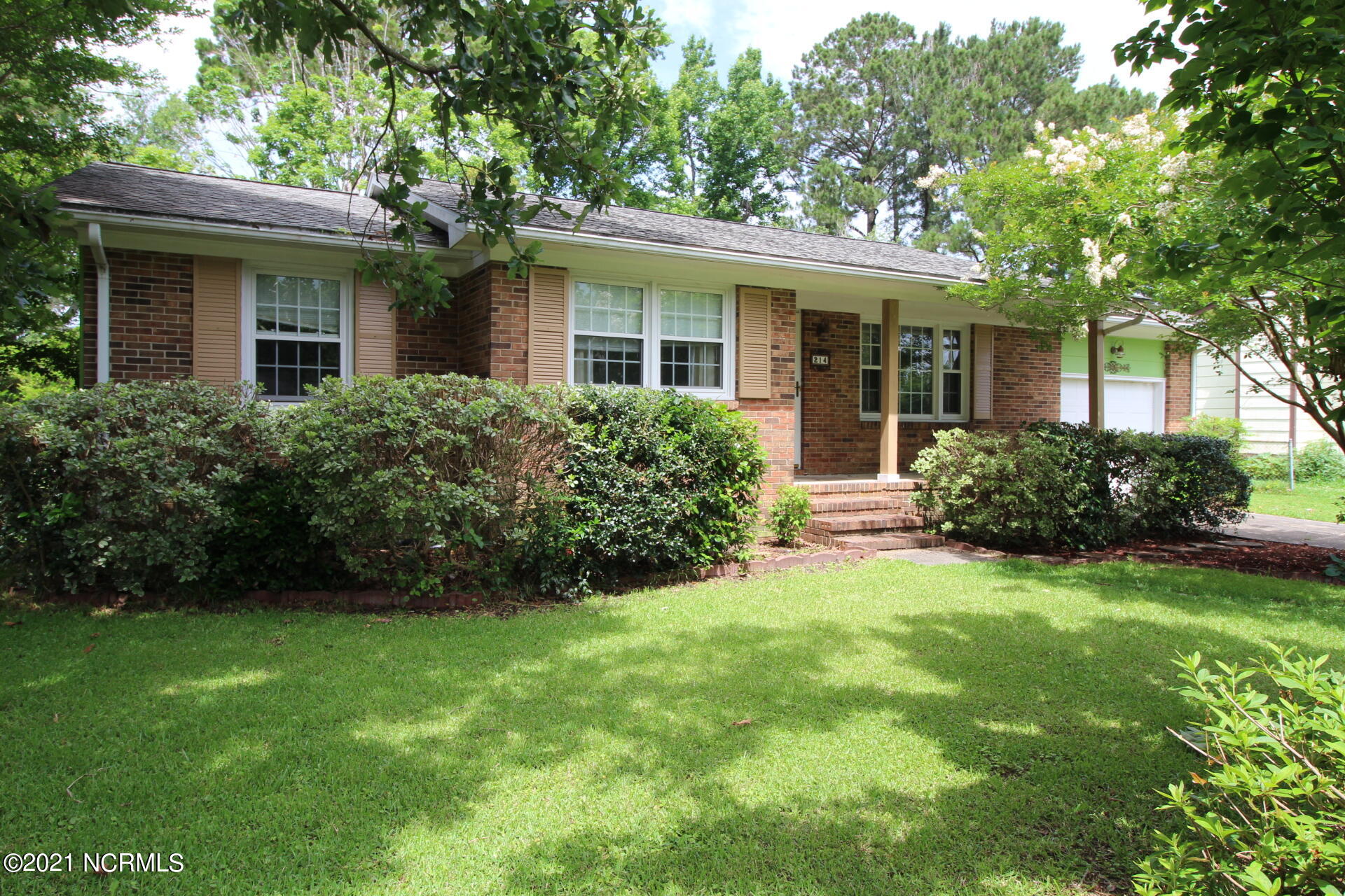 214 Pine Dale Road Havelock, NC 28532 - Photo 1 of 31 214 Pine Dale Road
