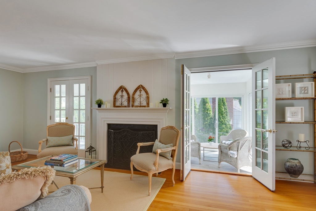 14 Shady Lane Needham, MA 02492 - Photo 7 of 39 Gallery Image 7
