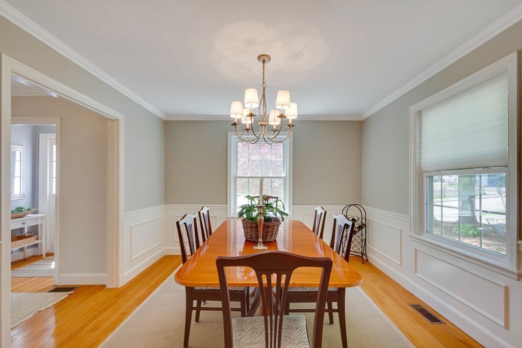 14 Shady Lane Needham, MA 02492 - Photo 10 of 39 Gallery Image 10