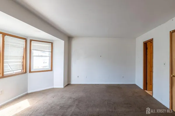 $429,000 | 26 Courtlandt Street, New Brunswick, NJ 08901