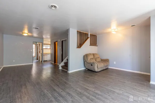 $429,000 | 26 Courtlandt Street, New Brunswick, NJ 08901