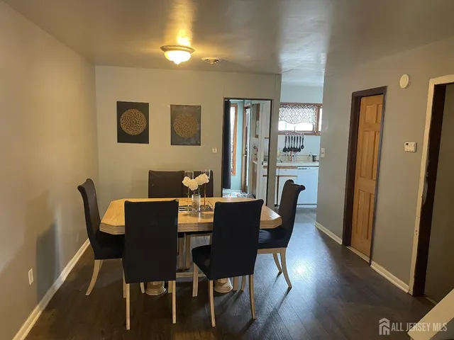 $470,000 | 26 Courtlandt Street, New Brunswick, NJ 08901