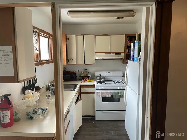 $470,000 | 26 Courtlandt Street, New Brunswick, NJ 08901