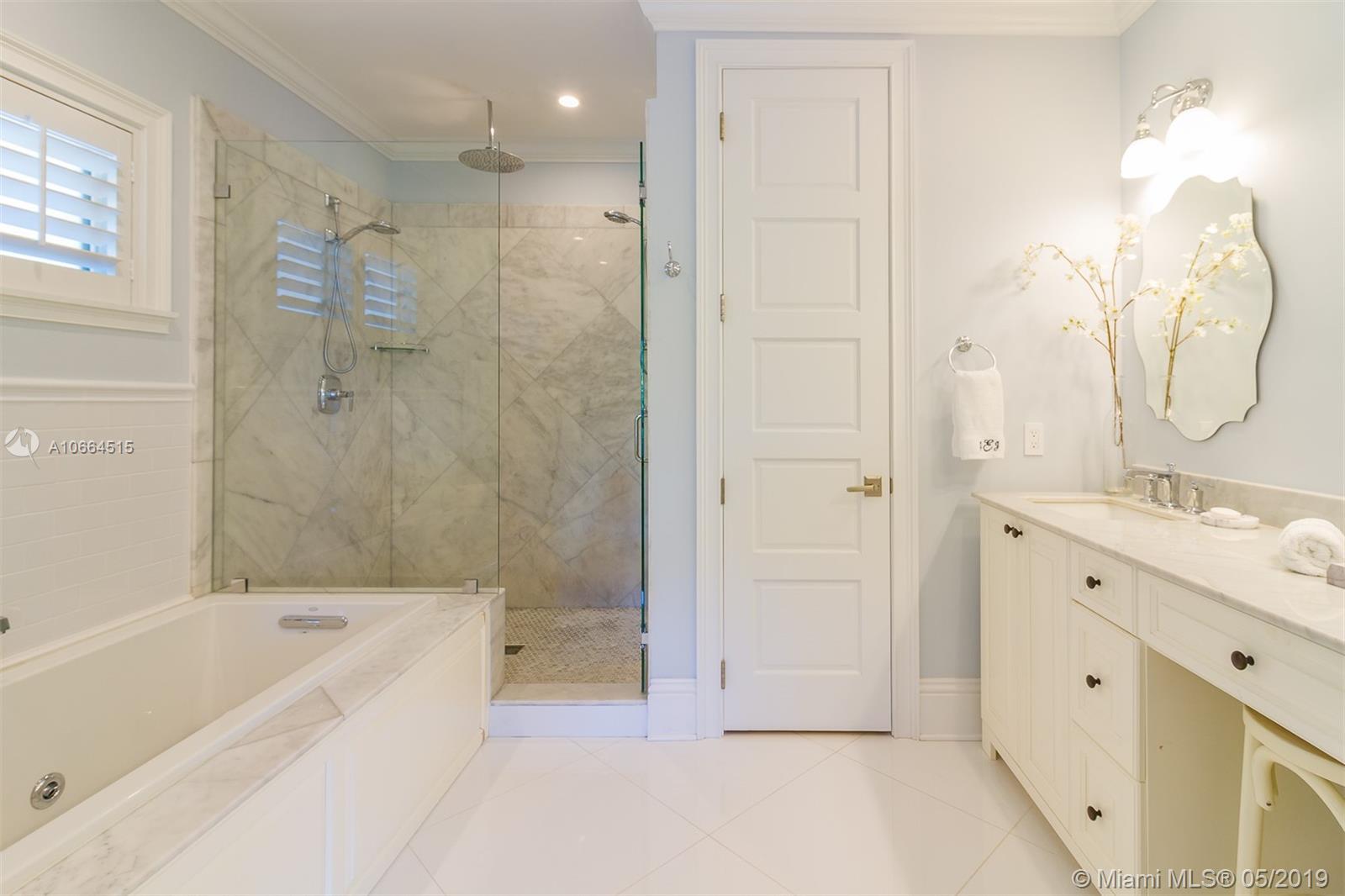 315 Woodcrest Road Key Biscayne, FL 33149 - Photo 13 of 23