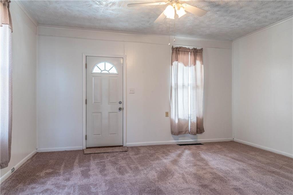 111 Cleveland Street Butler, PA 16001 - Photo 4 of 16 Gallery Image 4