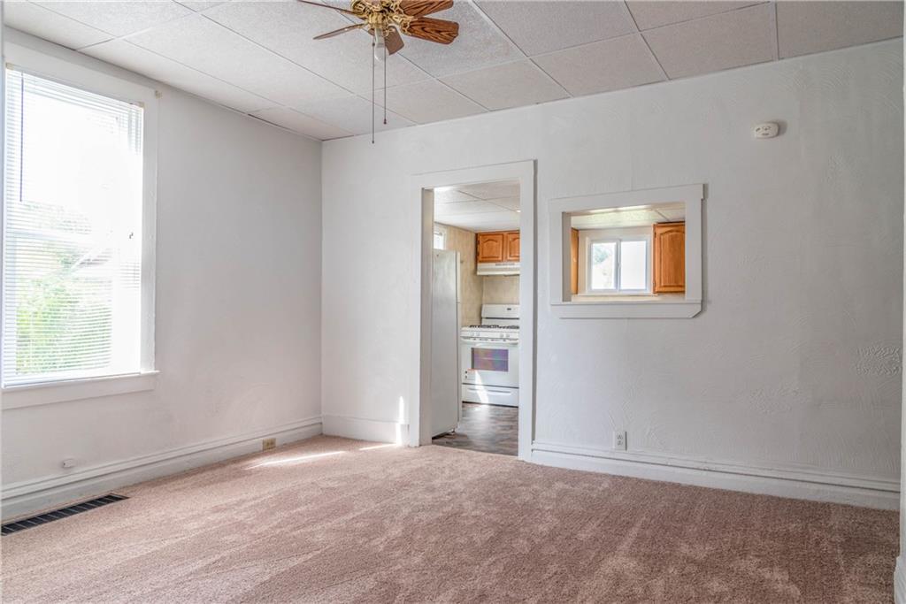 111 Cleveland Street Butler, PA 16001 - Photo 5 of 16 Gallery Image 5