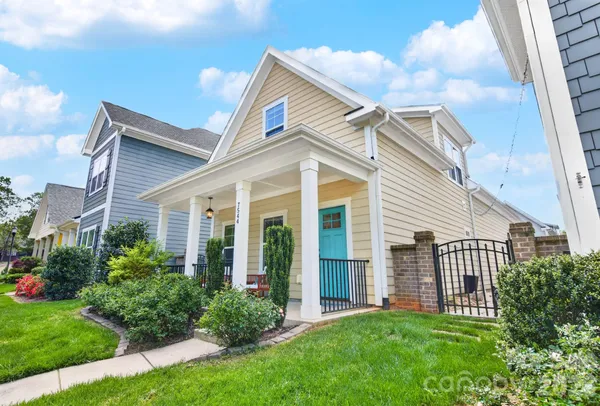 $424,000 | 7544 Fairway Villa Circle, Denver, NC 28037