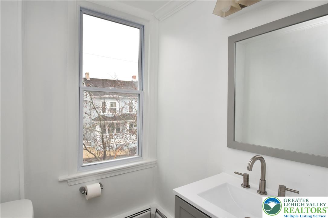 53 East Goepp Street Bethlehem, PA 18018 - Photo 20 of 54