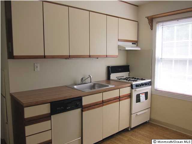 42 Pinckney Road, Unit A Red Bank, NJ 07701 - Photo 6 of 23 Additional Photo