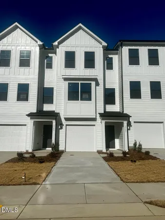$1,950 | 3707 Elm Grv Lane, Raleigh, NC 27604