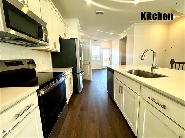 $2,150 | 3707 Elm Grv Lane, Raleigh, NC 27604