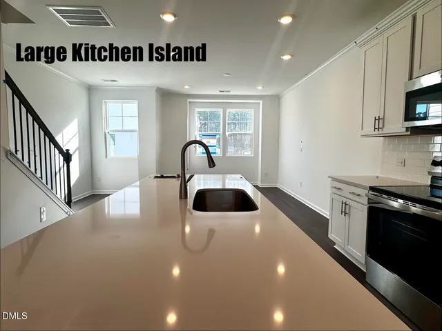 $2,150 | 3707 Elm Grv Lane, Raleigh, NC 27604