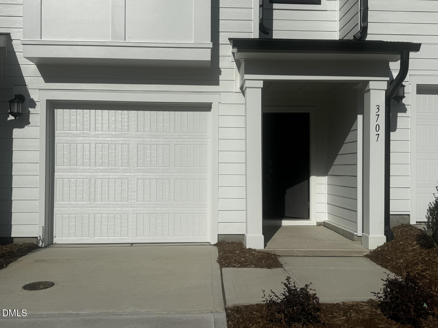 3707 Elm Grv Lane Raleigh, NC 27604 - Photo 2 of 39 IMG_2907