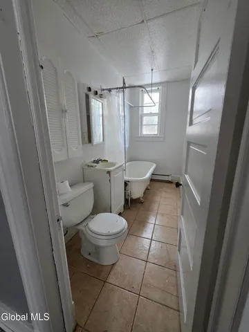 $204,900 | 26 Van Derveer Street, Amsterdam, NY 12010