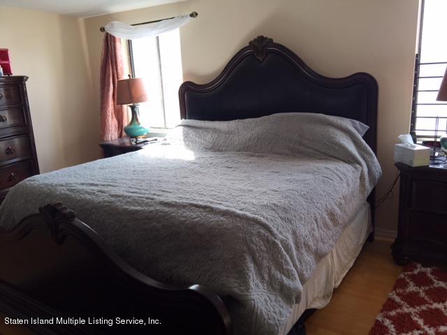 46 Croft Place Staten Island, NY 10314 - Photo 7 of 14 IMG_6810