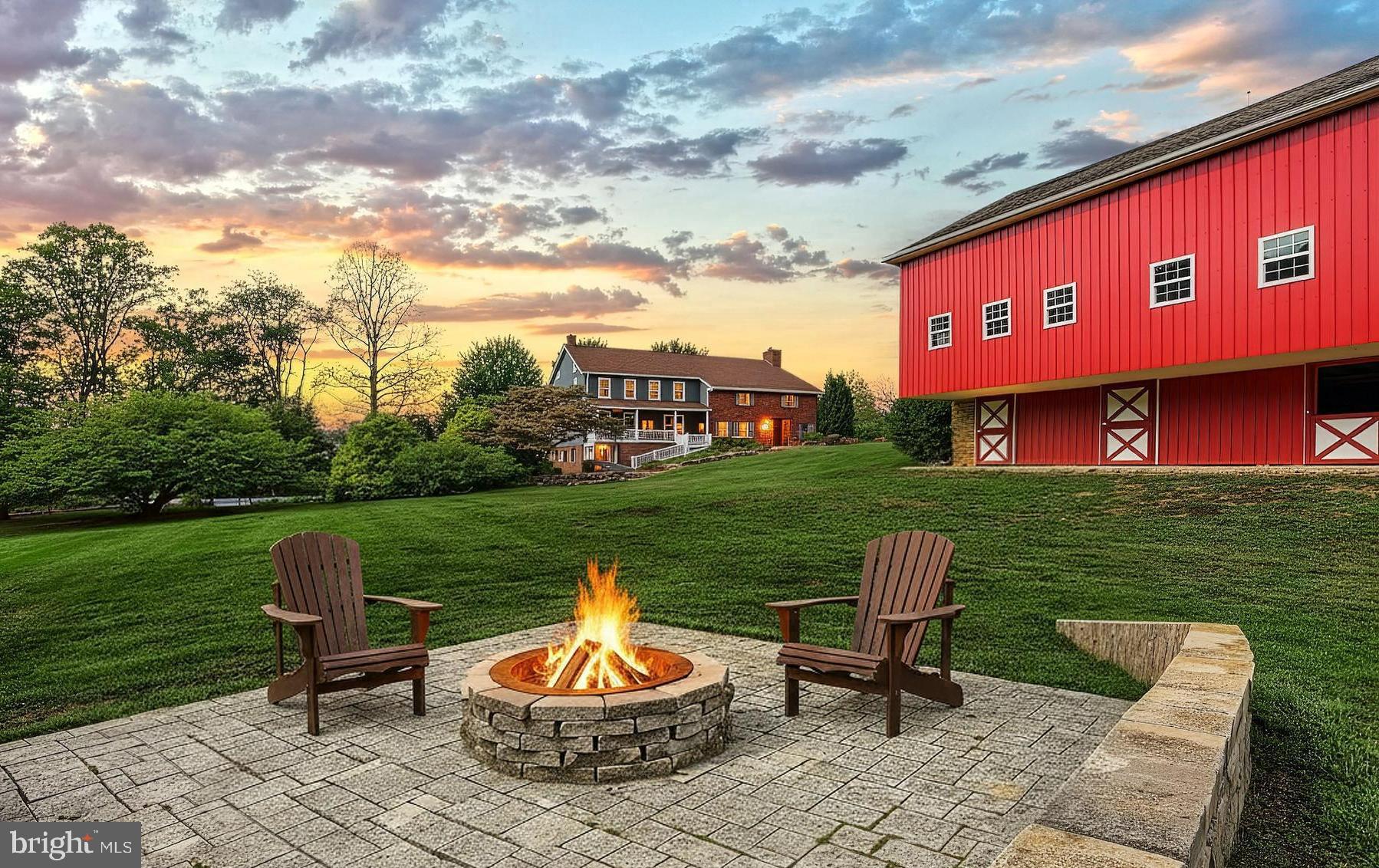 5.48 Acres | 32x60 Pole Building | Barn | Pool