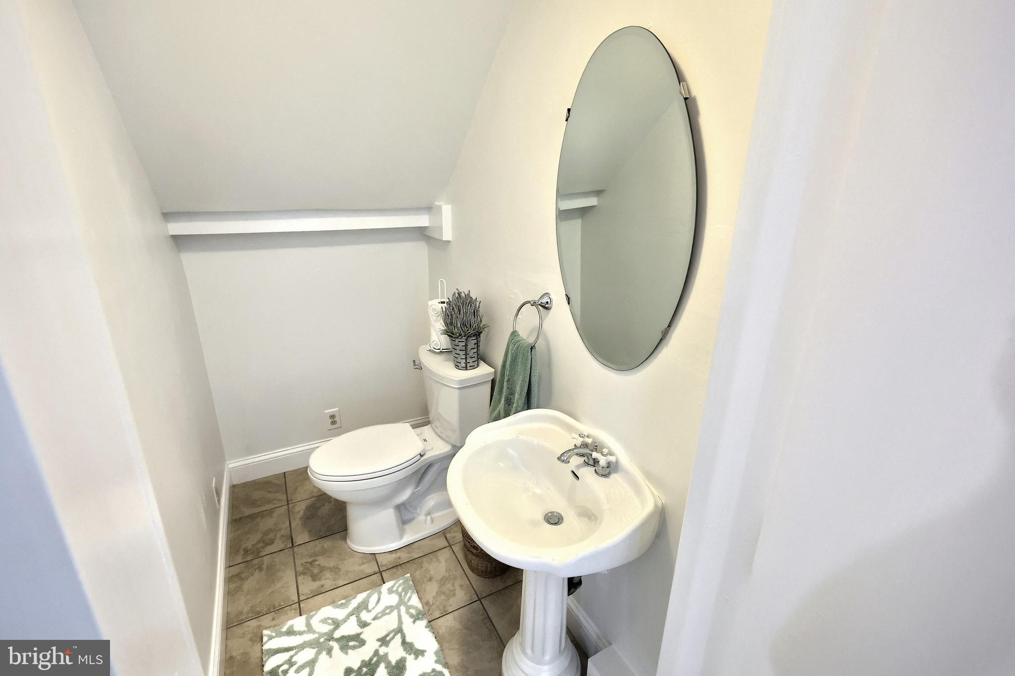 108 Kimberly Drive Hanover, PA 17331 - Photo 63 of 95 a bathroom with a toilet sink and mirror