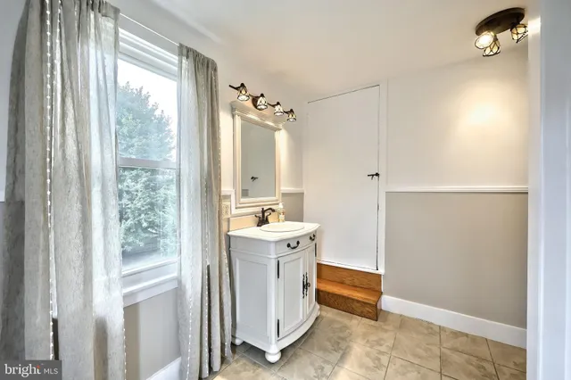 $775,000 | 108 Kimberly Drive, Hanover, PA 17331