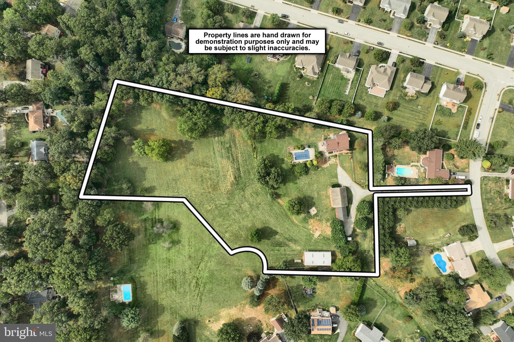 108 Kimberly Drive Hanover, PA 17331 - Photo 9 of 95 a view of a bathroom