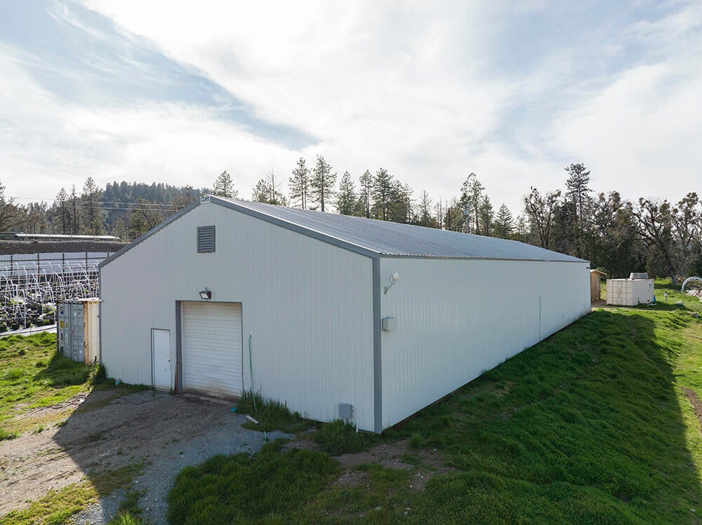425-463 Kendall Road Cave Junction, OR 97523 - Photo 32 of 46 32