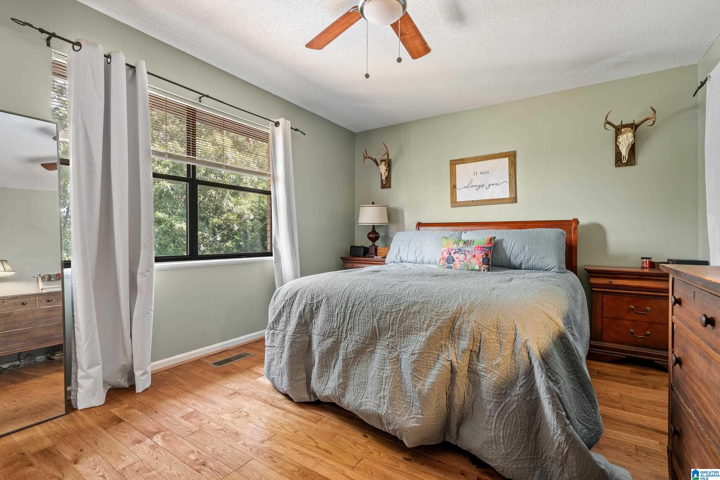 3961 South Shades Crest Road Birmingham, AL 35244 - Photo 20 of 47
