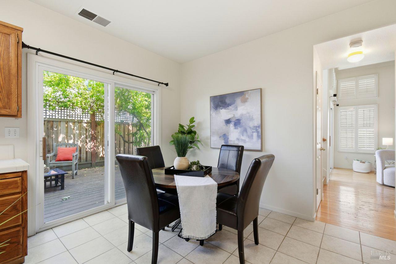 1439 Grey Hawk Way Santa Rosa, CA 95409 - Photo 17 of 37