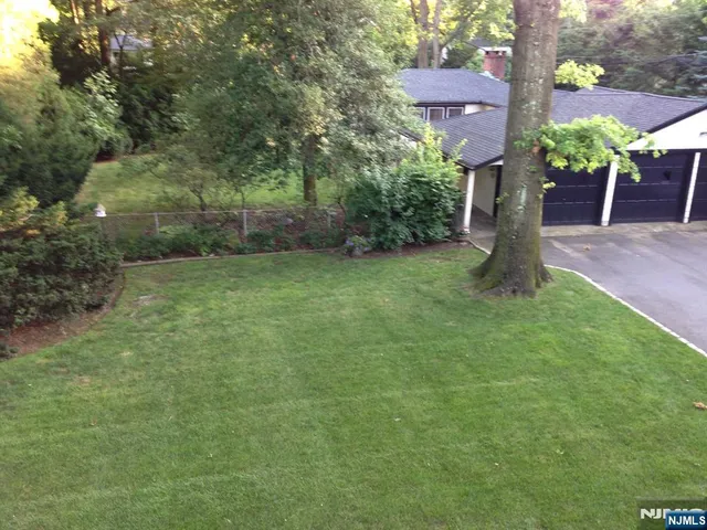 $2,850 | 82 Winsor Place, Glen Ridge, NJ 07028