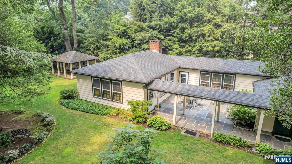 82 Winsor Place Glen Ridge, NJ 07028 - Photo 2 of 16