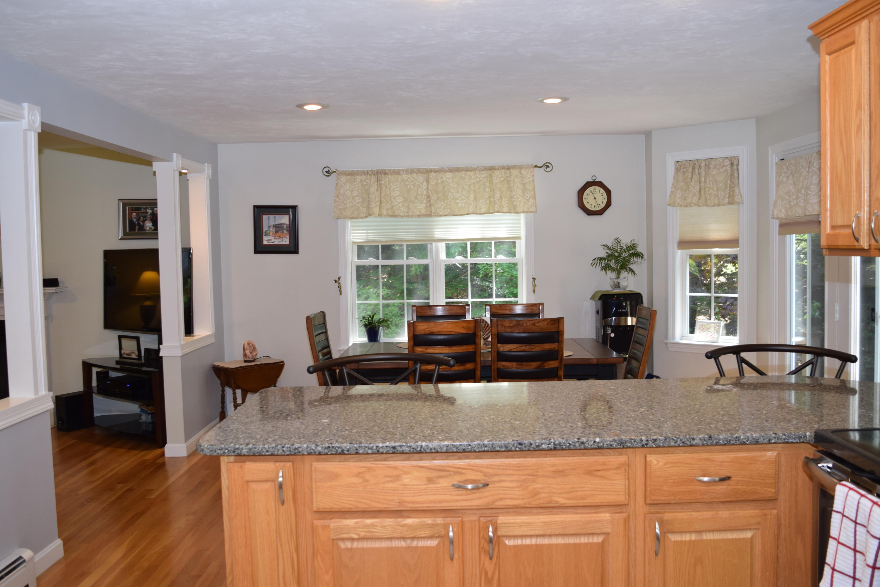22 Maple Street Mashpee, MA 02649 - Photo 12 of 28 DSC_0768