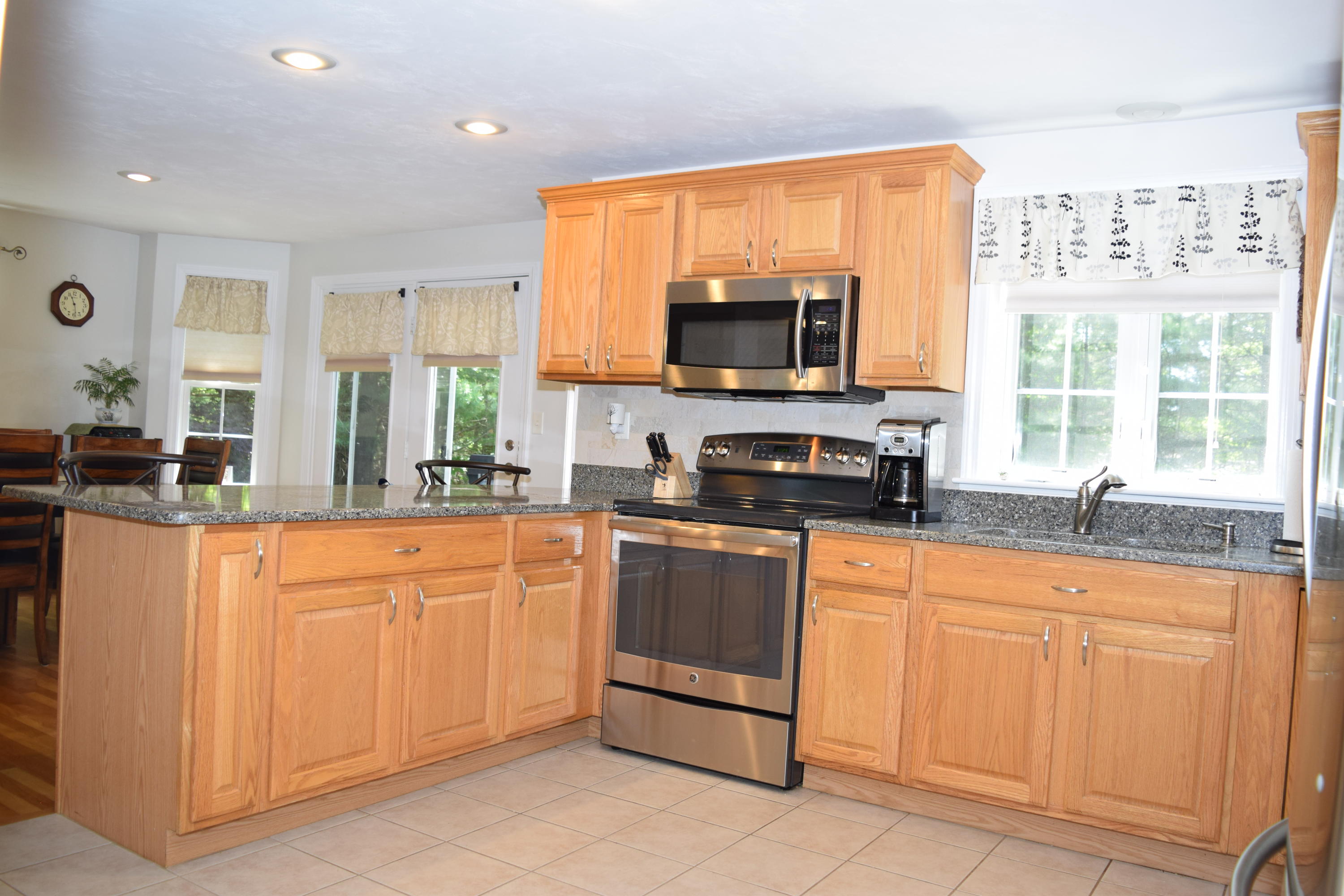 22 Maple Street Mashpee, MA 02649 - Photo 13 of 28 DSC_0782