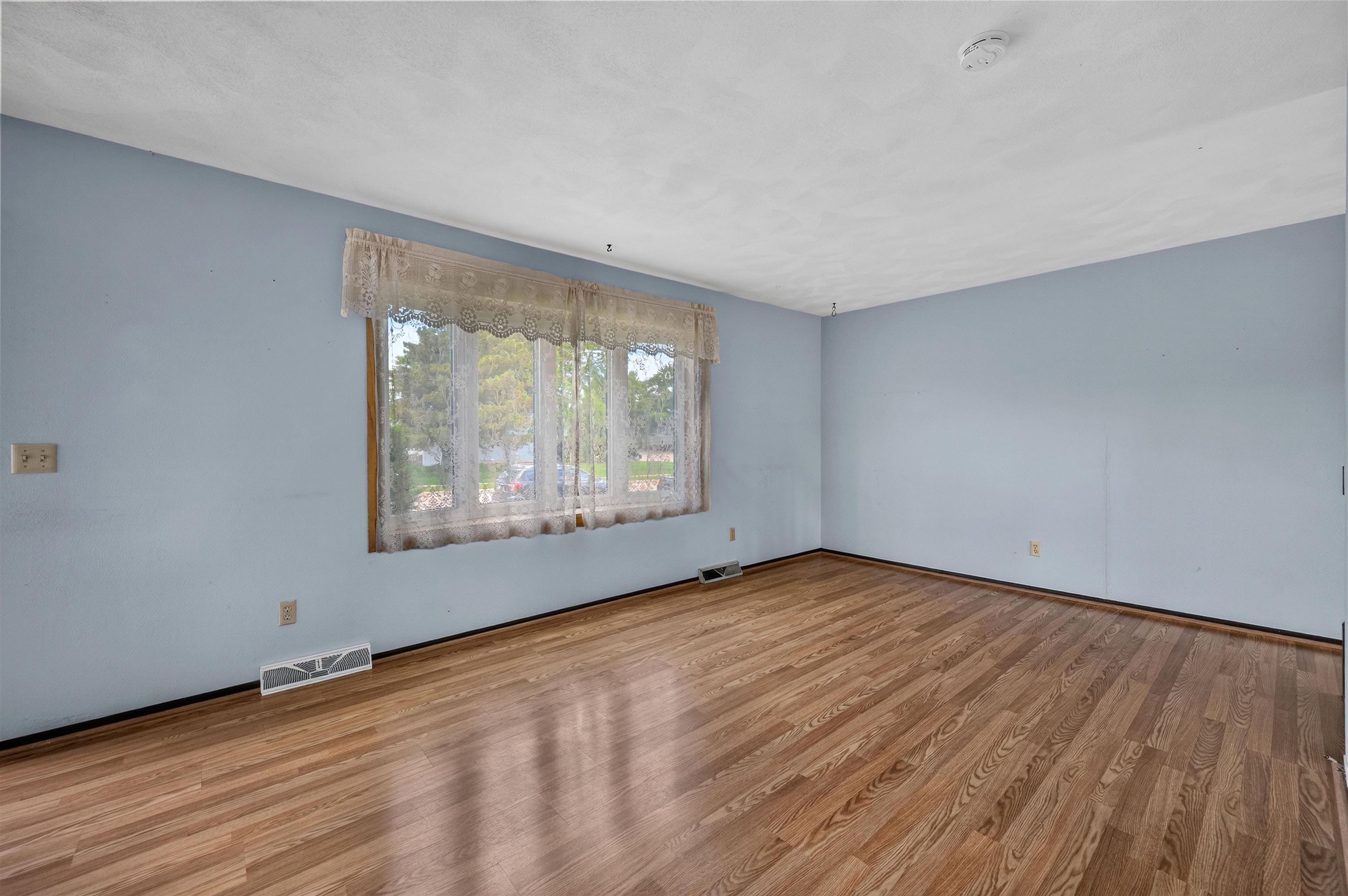 1307 Sunfield Street Sun Prairie, WI 53590 - Photo 9 of 25
