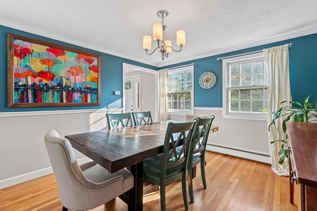 17 Old Wood Road Framingham, MA 01701 - Photo 7 of 18