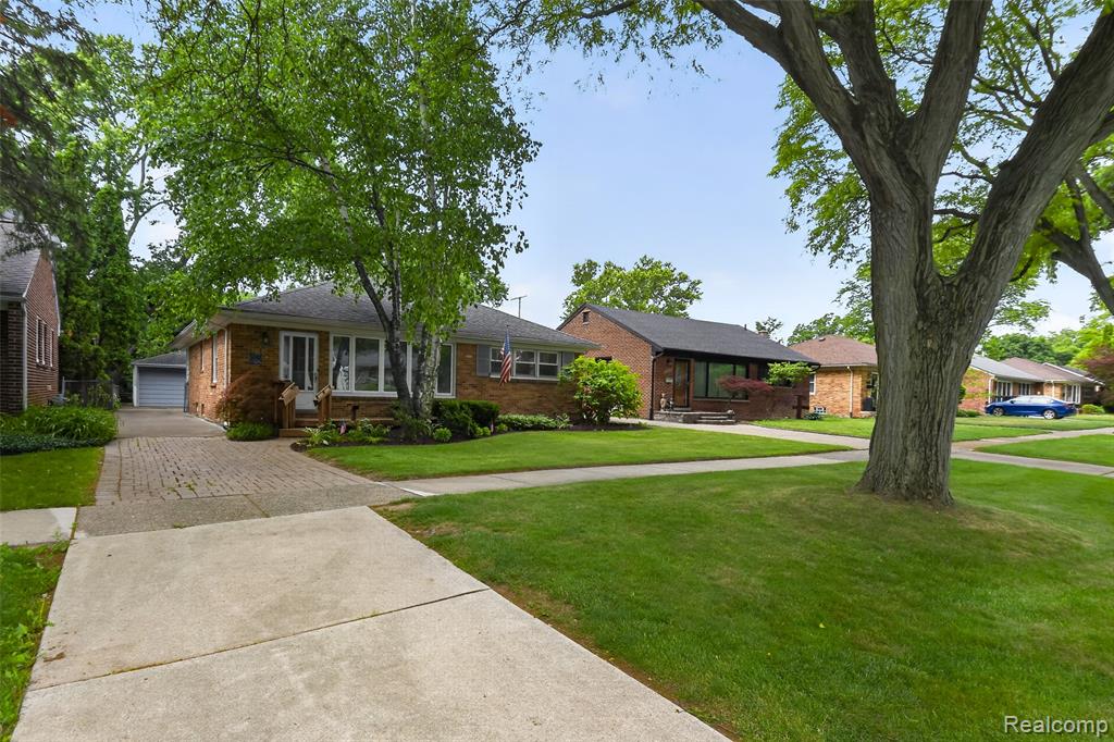 2400 Derby Road Birmingham, MI 48009 - Photo 37 of 38