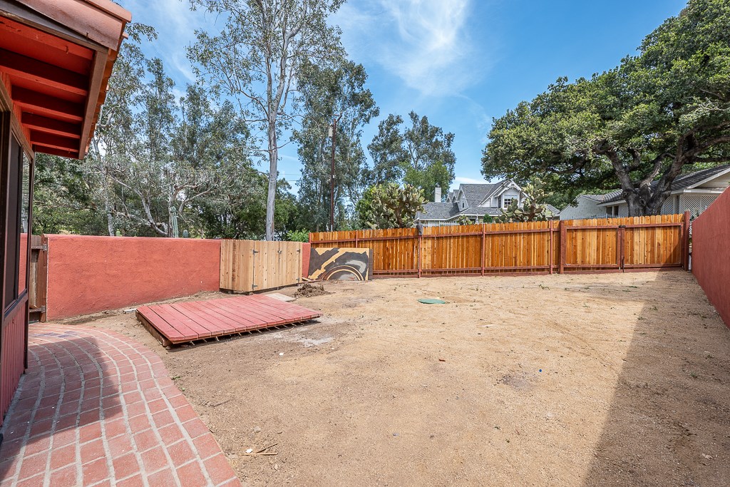 7834 Lilac Lane Simi Valley, CA 93063 - Photo 21 of 32