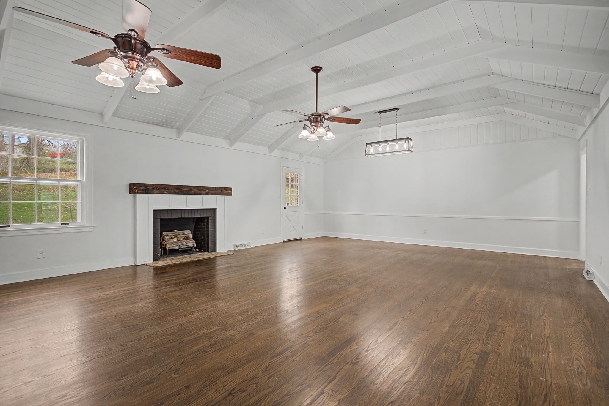 107 Cherry Street Centerville, TN 37033 - Photo 4 of 34