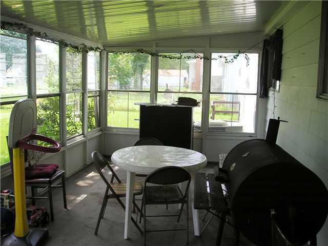 2608 Denmark Road Columbus, OH 43232 - Photo 3 of 17 Gallery Image 3
