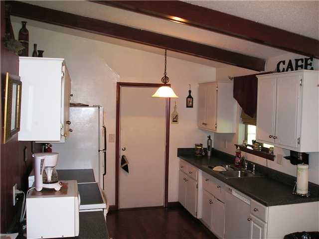 2608 Denmark Road Columbus, OH 43232 - Photo 6 of 17 Gallery Image 6