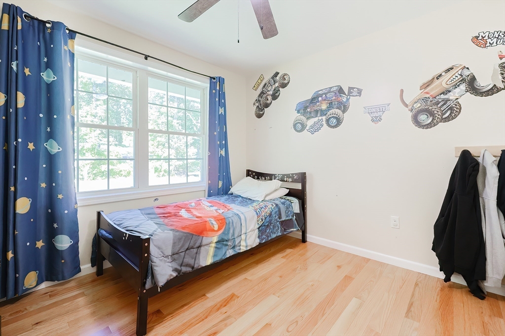 30 Town Farm Road North Brookfield, MA 01535 - Photo 21 of 42 a bedroom with a bed and a window