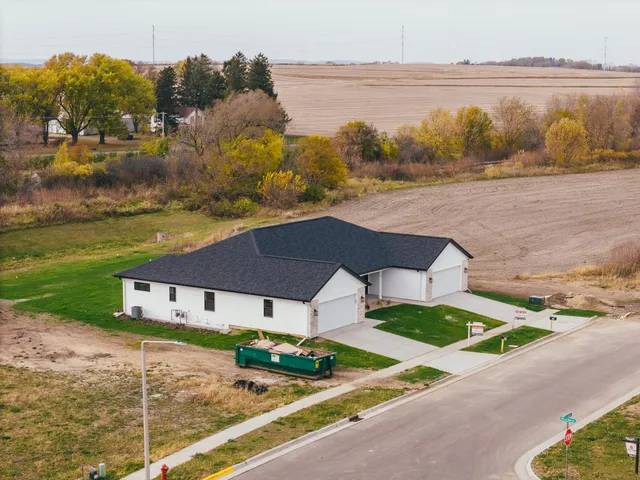 $339,900 | 284 Santa Maria Drive, Arlington, WI 53911