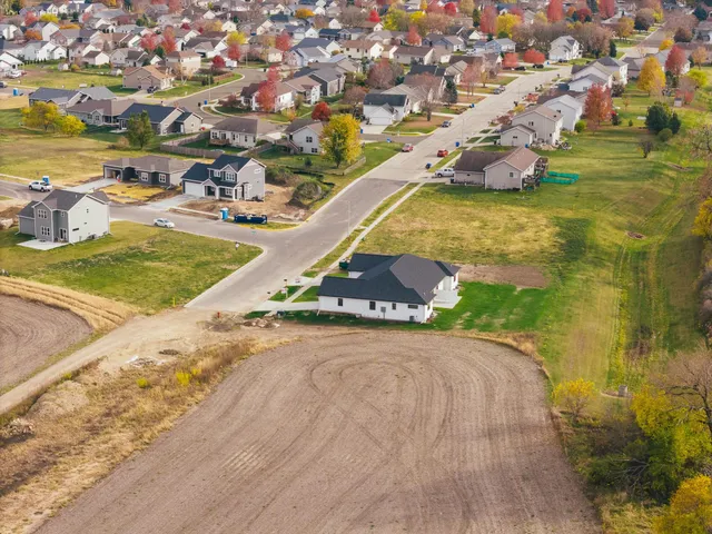 $339,900 | 284 Santa Maria Drive, Arlington, WI 53911