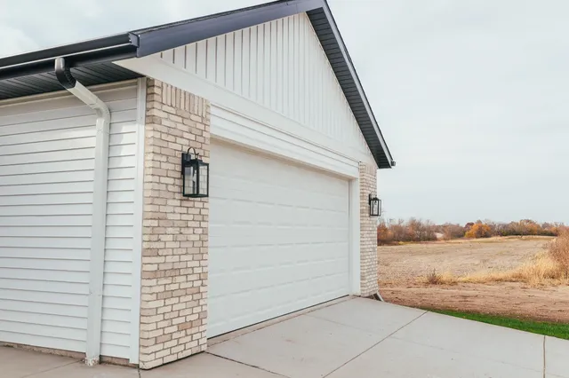 $339,900 | 284 Santa Maria Drive, Arlington, WI 53911