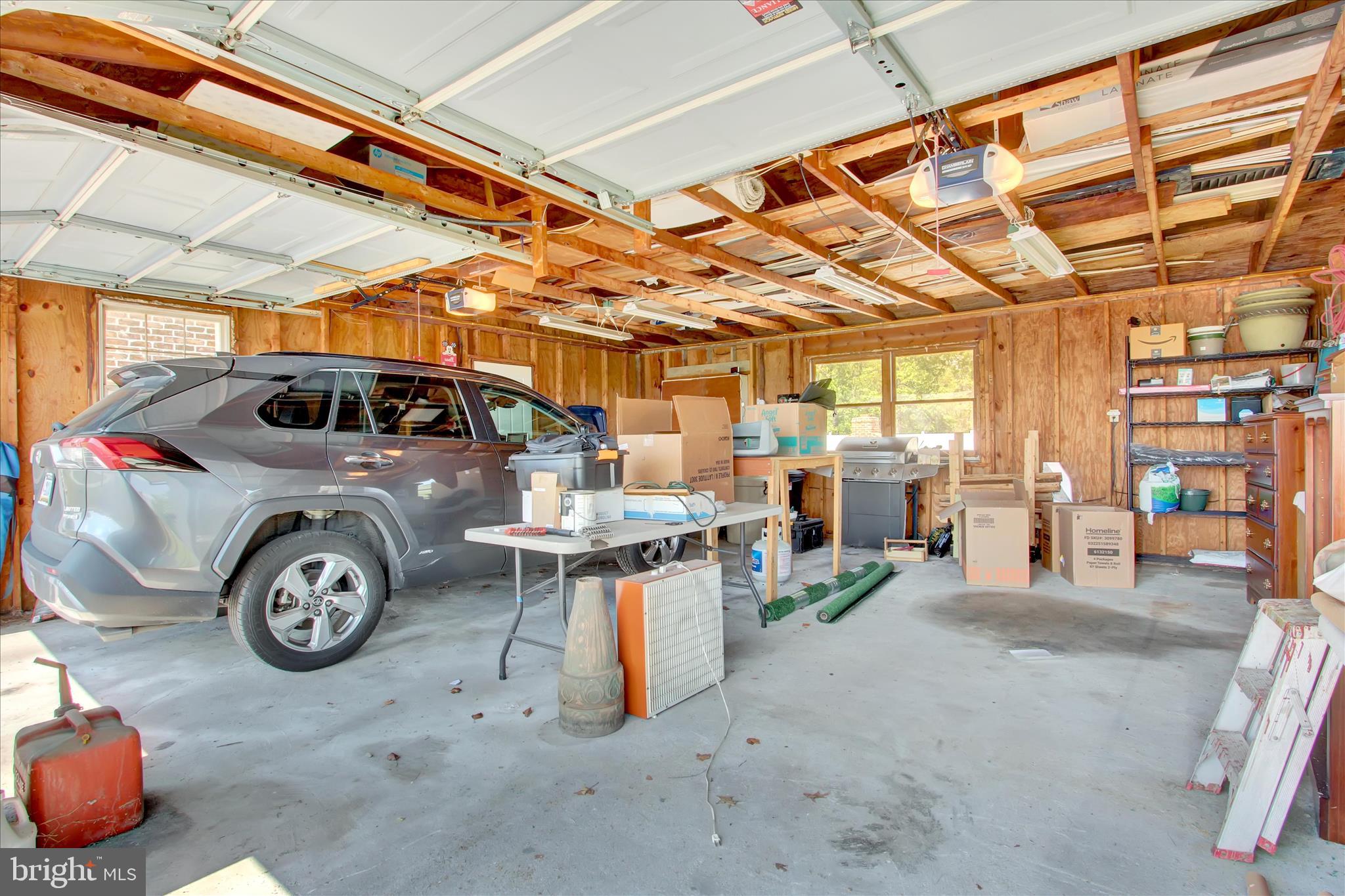 2275 Mummasburg Road Gettysburg, PA 17325 - Photo 23 of 31 a view of a car in garage