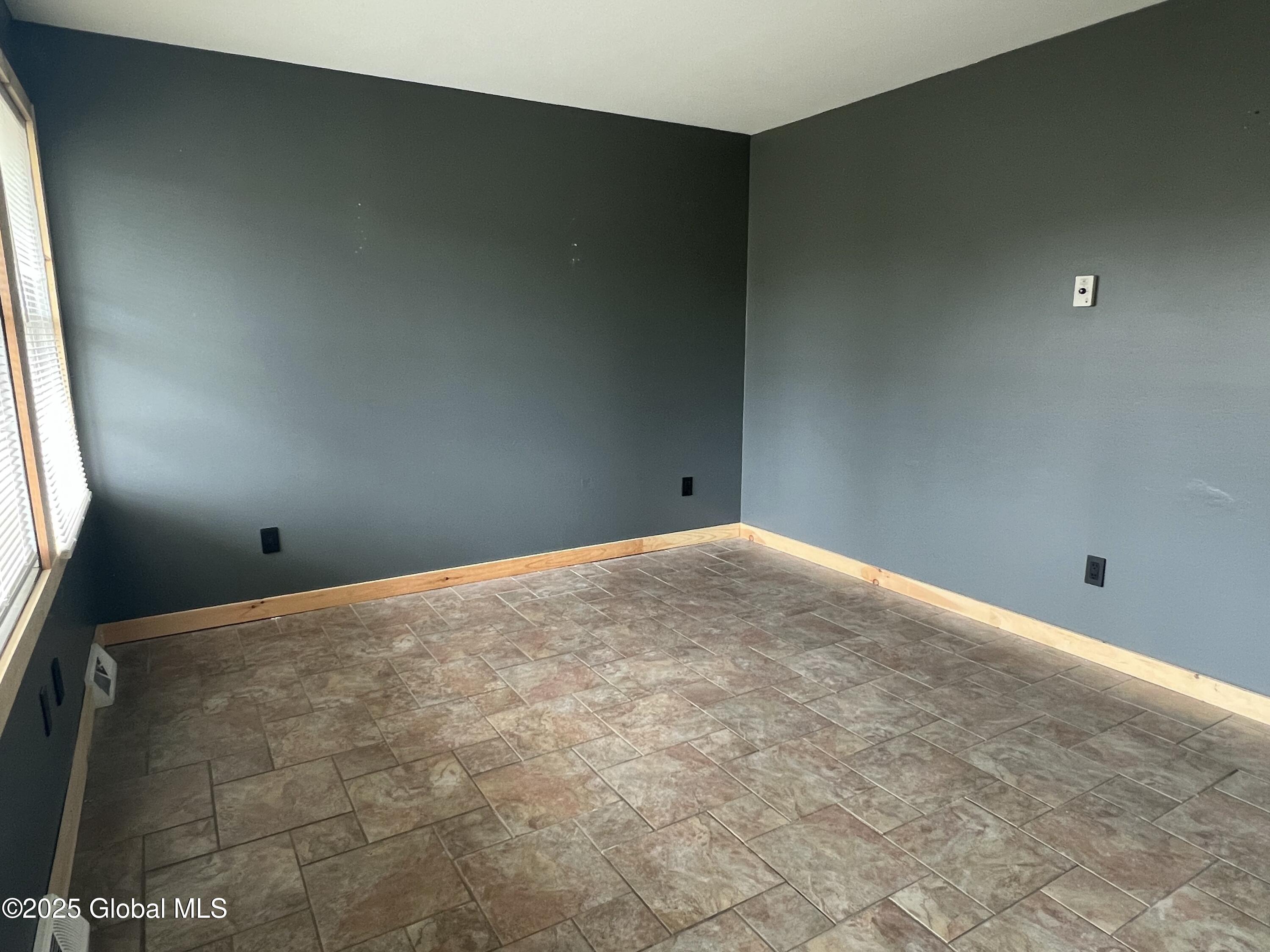 139 Butler Road Hampton, NY 12837 - Photo 6 of 19 IMG_8039