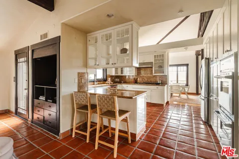 $2,299,000 | 1273 Fernwood Pacific Drive, Topanga, CA 90290