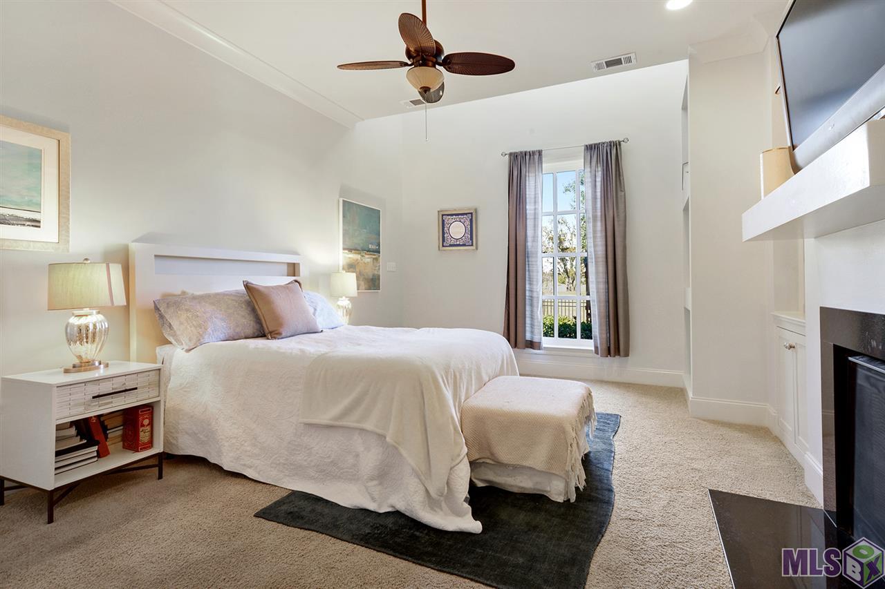 3454 Rue D Orleans Baton Rouge, LA 70810 - Photo 7 of 14 Master Bedroom