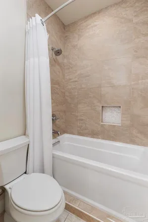 $1,625,000 | 50 Calle Marbella, Pensacola Beach, FL 32561