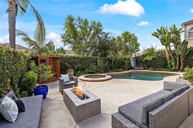 $1,850,000 | 16 Via Destino, San Clemente, CA 92673