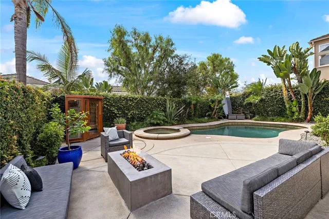$1,850,000 | 16 Via Destino, San Clemente, CA 92673