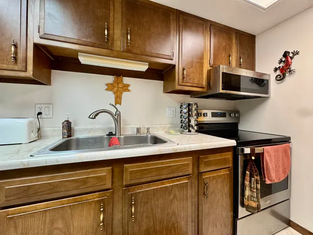 $224,900 | 6302 Mineral Point Road, Unit 213, Madison, WI 53705